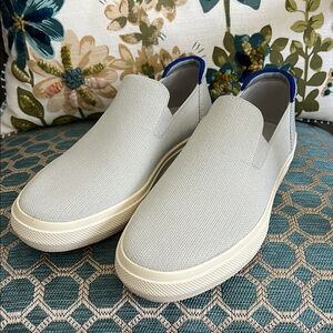 Rothy’s women slip-on sneakers. SZ 9.5